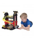 GARAGE TOREN MET 5 AUTO'S