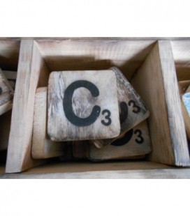 Scrabble letter C