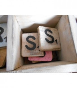 Scrabble letter S